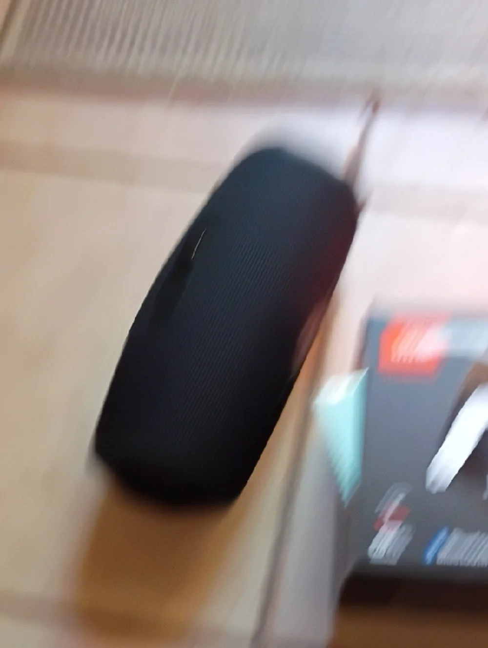 JBL Black Portable Bluetooth Speaker with Built-in Controls - Picture 4 of 4